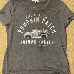 Maurice’s short sleeve tee